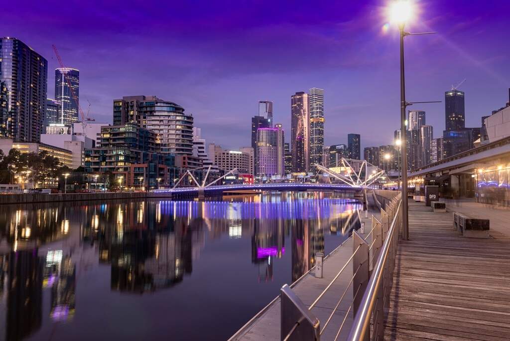 Melbourne hero2