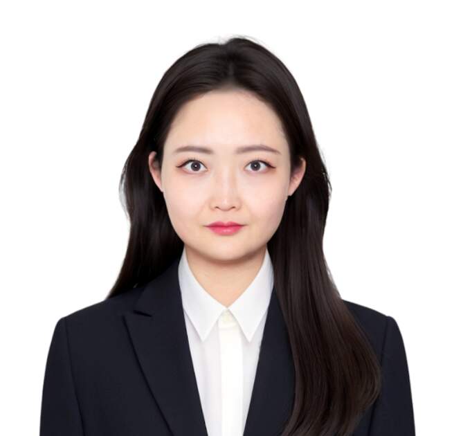Nicoles headshot